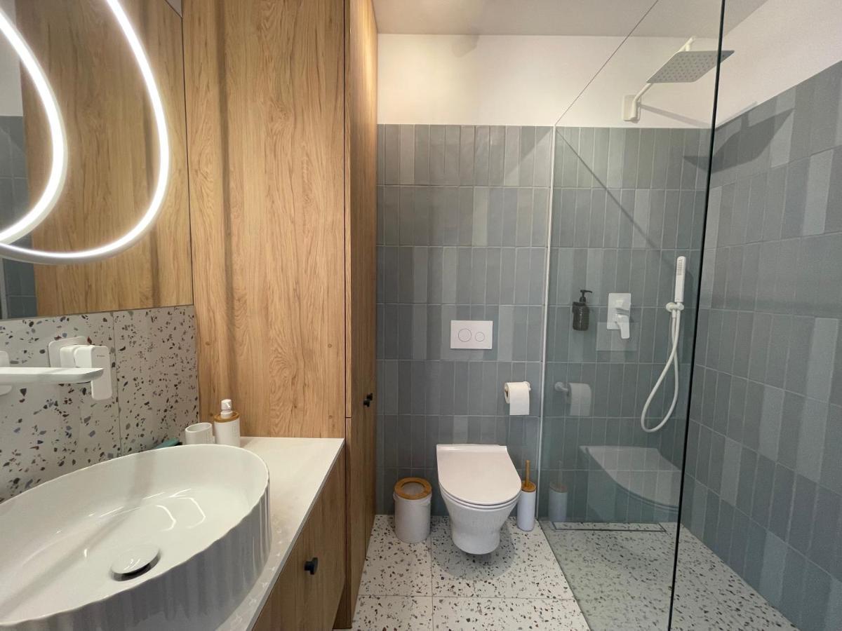 Apartament Ovoc 2.0 Chodzież Exterior foto